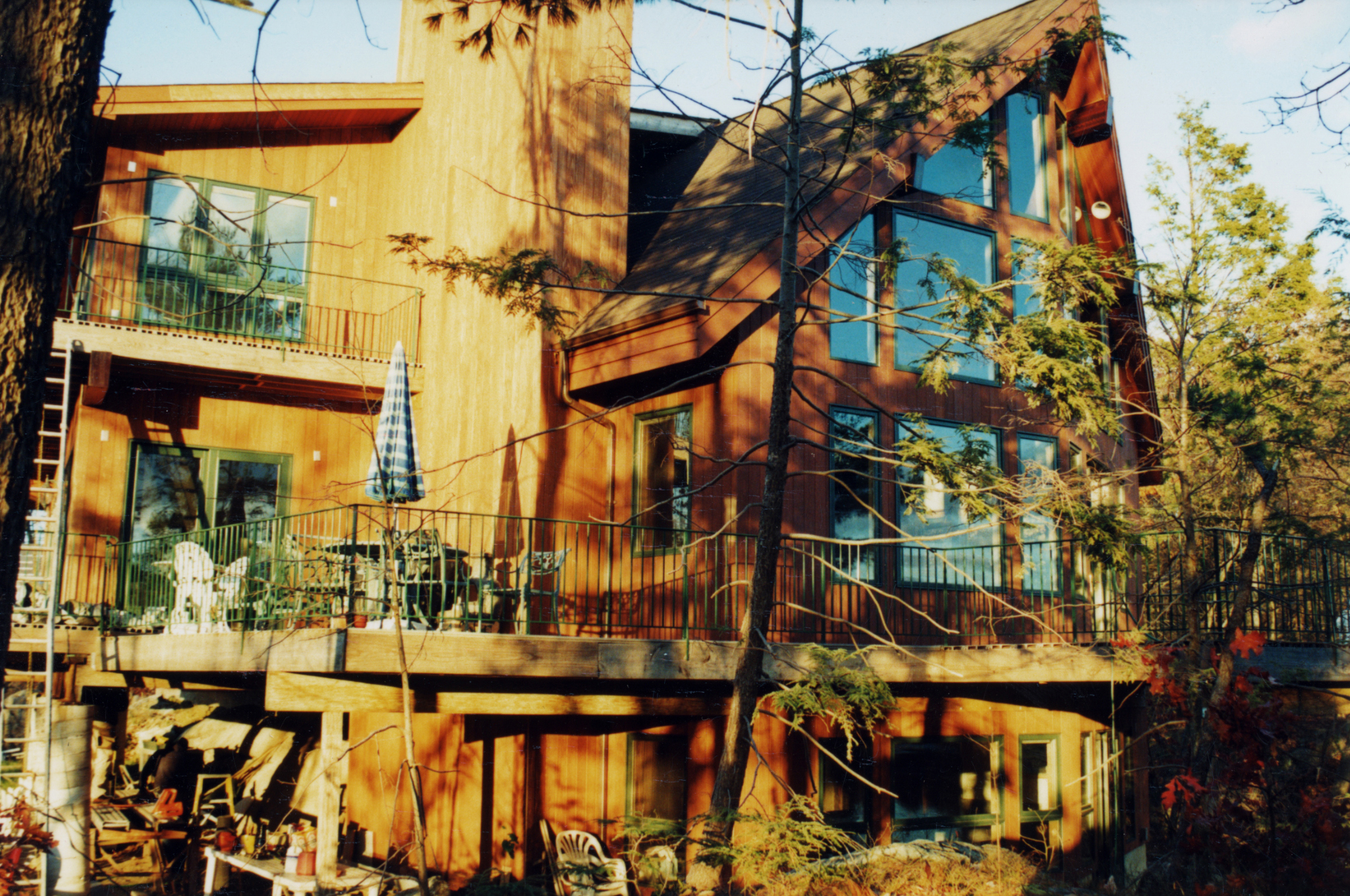WESTERN RED CEDAR TONGUE AND GROOVE SIDING