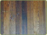 picture of weathered red cedar siding