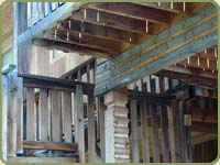 picture of weathered red cedar siding