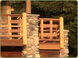 Yellow anbd red Cader in this deck