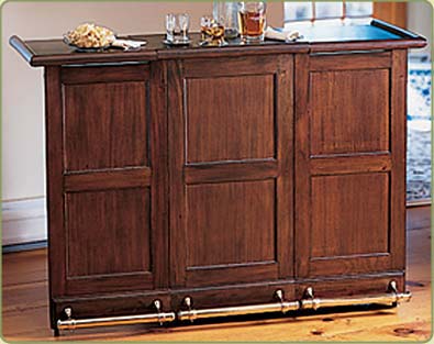 picture of a bar made with mahogany paneling