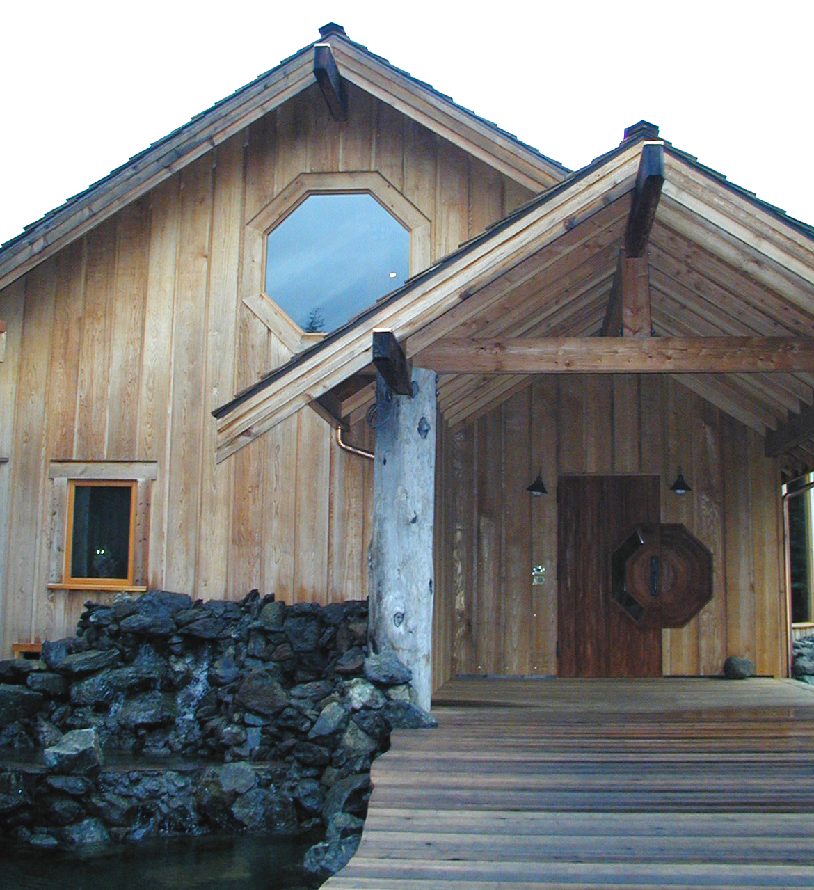 EXTERIOR SIDING WESTERN RED CEDAR CHANNEL RUSTIC